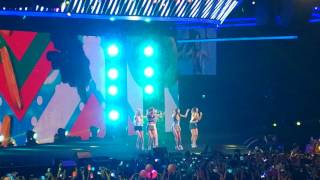 [FANCAM] 040817 Music Bank in Singapore - Red Flavor by Red Velvet