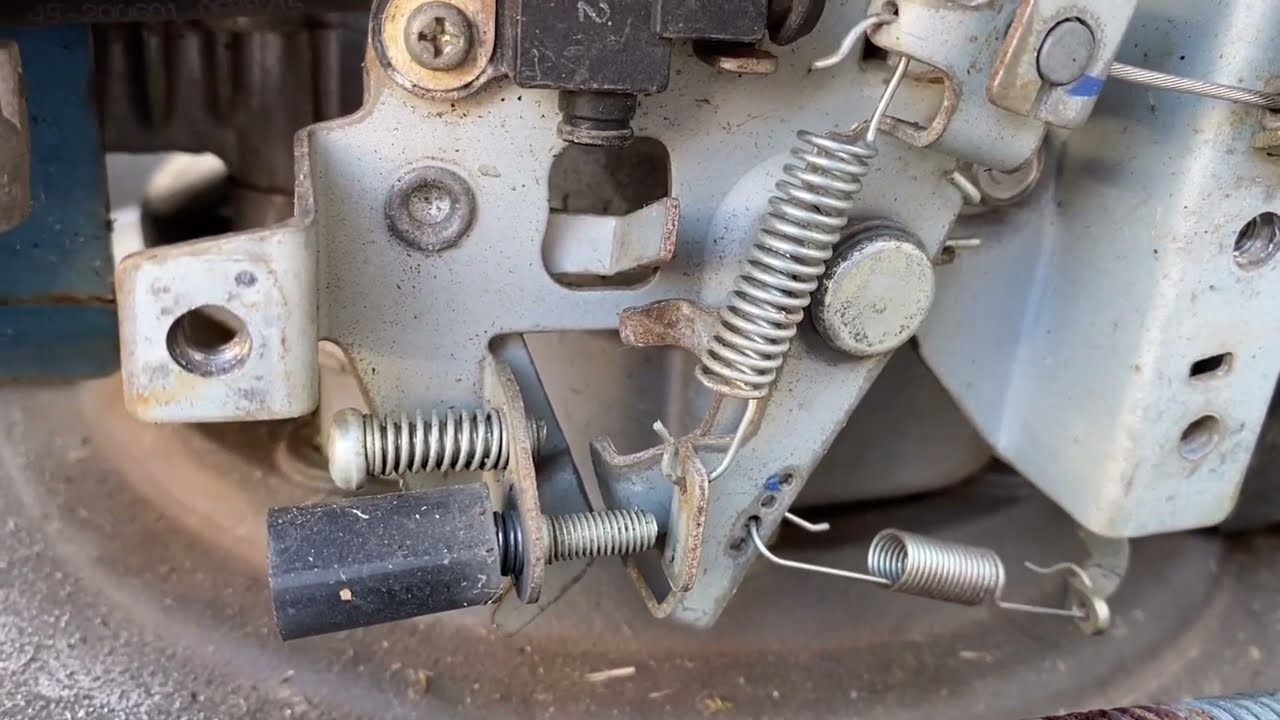 Honda Lawnmower Won’t Start - Easy Choke Fix GXV160 HRU216 - YouTube