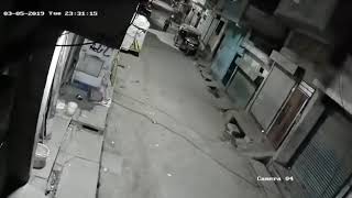 Bhoot ko dekh kar bhag geya CCTV camera mein kad | Ghost video cctv | ghost real story in india