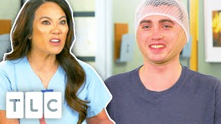 Dr. Lee Gets Splashed With Cyst Juice! | Dr Pimple Popper | CENSORED