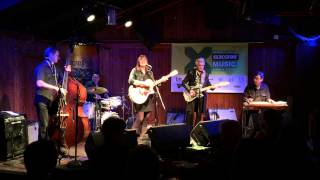 Suzy with Dale Watson and his Lonestars