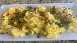 እንቁላል በቅቤ Scrambled Eggs With Butter