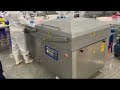 Large tuna fish meat vacuum packaging machine