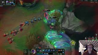 Thebausffs outplays Ryze with Maokai