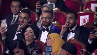 محمد مجدي قفشة يتسلم جائزة مهرجان الأفضل 2020