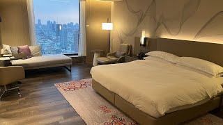 【高雄住宿】高雄萬豪酒店 2502房 豪華客房DELUXE ROOM｜高雄景觀｜14坪｜獨立浴缸｜加大雙人床｜英國品牌 thisworks 沐浴用品