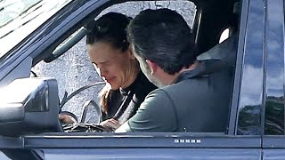 Jennifer Garner Seen Crying in Ben Affleck's Arms | John Miller Calls Off Engagement!