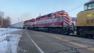 WAMX 6031, 6028, 4173, \u0026 3891 Lead T004 south out of Horicon, WI 6:45am on 2/18/23