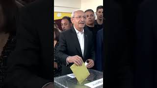 Incumbent President Erdogan and rival Kilicdaroglu cast their ballots in Turkey’s elections