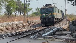 Musical hoking by WAG9 loco with BOXN rake..#wag9 #wag9h #wag9hc