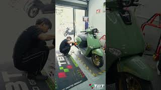 Service เปลี่ยนถ่ายน้ำมันเครื่อง ด้วยน้ำมันเครื่องสังเคราะห์แท้ motul scooter power le