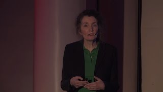 Future-proofing the City in the Age of Data Technology | Caroline Bos | TEDxNTUA