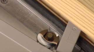 How to Adjust a Casement Window Sash