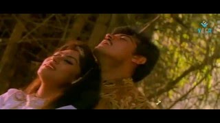 Vaanum Mannum Kattikondade : Ajithkumar \u0026 Maanu Hot Song | Kadhal Mannan