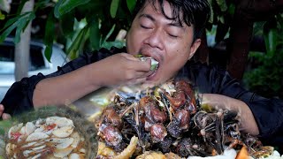 ញាំប្រចៀវបំពង Eat fried bats #ahmey #cambodia #food