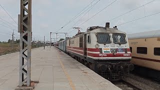 12480 Suryanagri SF Express Overtaking 14708 Ranakpur Express in during his ICF days 🥺