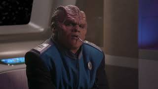 The Orville (season 2): Bortus and Klyden smoke too many cigarettes