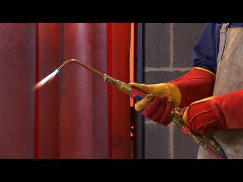 Oxy-Acetylene Welding and Safety - 2010 Safetycare Welding Safety video Oxy-Acetylene Welding and Safety - 2010 Safetycare Welding Safety video