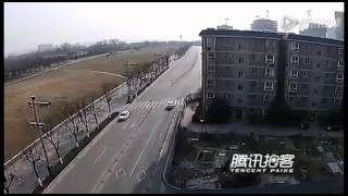 中国政府大举救市房地产引发热议 入市良机还是“铺草陷阱”？