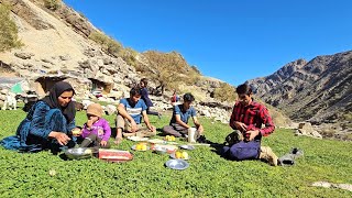 nomadic life  🏕🏞 Babak visited nomadic families