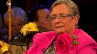 b 2005 Bibliothek ARD Hutblumenfabrikantin Heide Steyer   NDR Talk Show   NDR