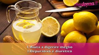 I 10 benefici dell’acqua tiepida col limone al mattino