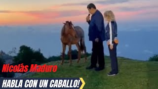 Nicolás Maduro habla con un caballo