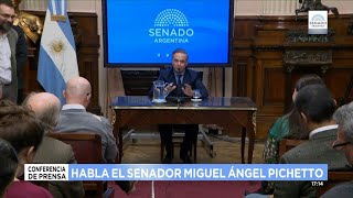Macri amplía coalición con líder peronista candidato a vicepresidente | AFP