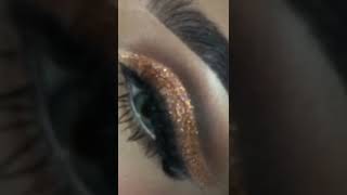 Gold Shimmer Eyeshadow Look using the new Kylie Cosmetics Bronze Palette #kyliejenner #golden