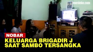 Ekspresi Keluarga Brigadir J saat Sambo Resmi Tersangka, Ayah Sampai Geleng Geleng