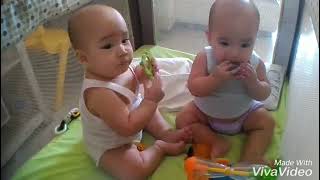 Twins Alli Gwen fighting over pacifiers