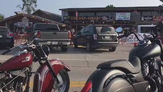 Motorcyclists descend on Lake of the Ozarks for biker rally amid COVID concerns