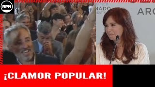 ¡El pueblo lo pide a gritos! ¡Cristina presidenta!