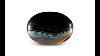 Striped Onyx - 26.55 carats