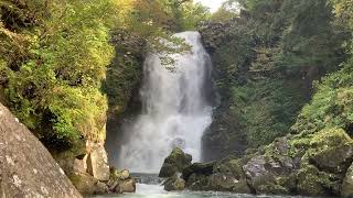 【自然の音と映像】奈曽の白滝　Naso-no-Shirataki Waterfall