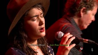 Phoebe Hunt - Just For Tonight (Live on eTown)