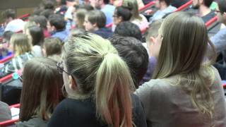 Joseph Stiglitz speaks at the Vienna University of Economics