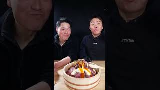 ASMR動画！チーズとろ〜りローストビーフ！in日本【お金持ちの付き人】【TikTok】