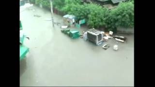 Tropical storm leaves parts of Taiwan under water - video