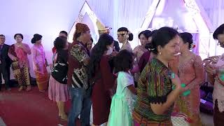 Part 10 - Manjalo Tumpak ( Wedding Orlando \u0026 Kristina ) #weddingbatak