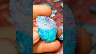 Koroit boulder opal