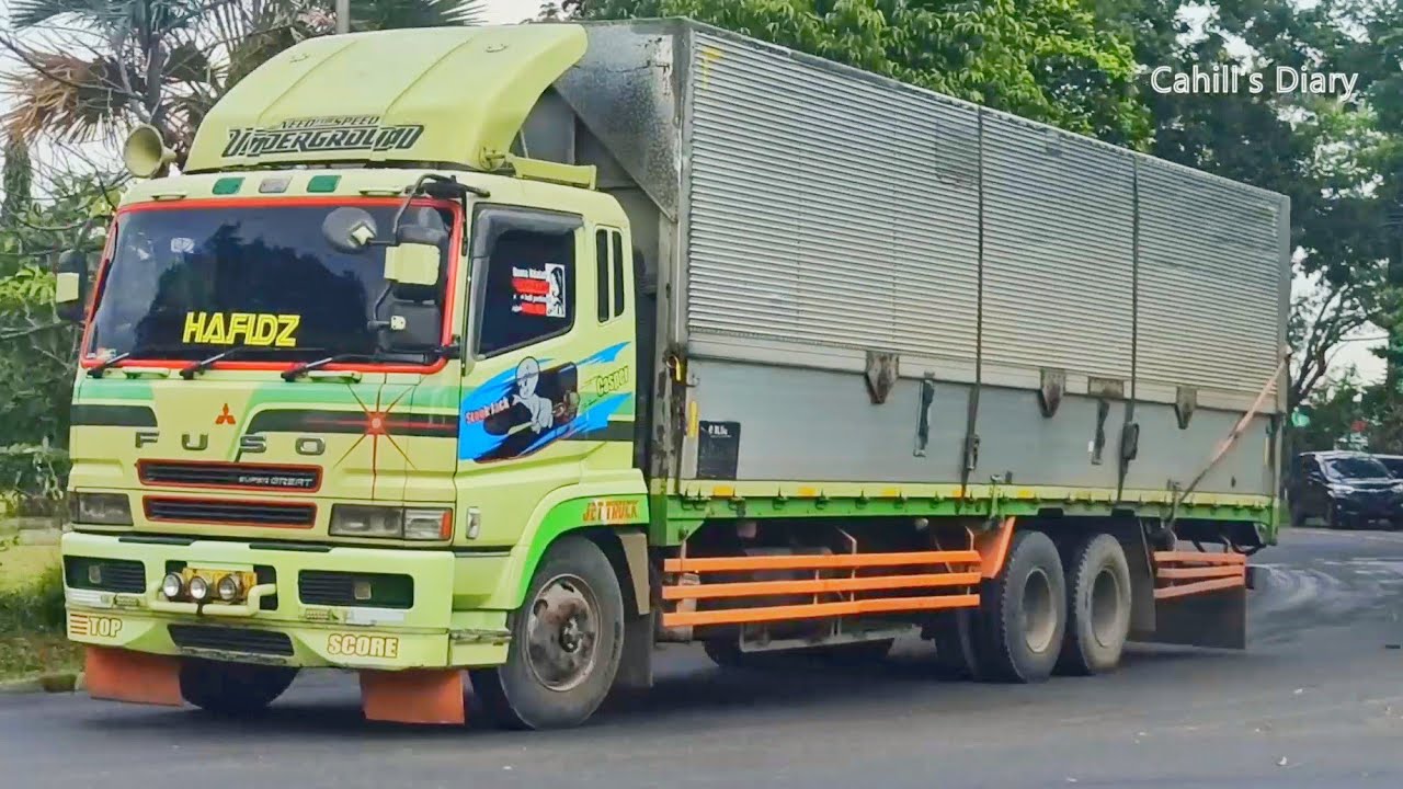 Kompilasi Truk Built Up Jepang Bulan April | Truck Mitsubishi Fuso ...