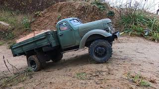 ZIS150 needs help from a URAL4320, towing with a bar