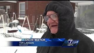 Omaha residents respond to Wednesday's snow