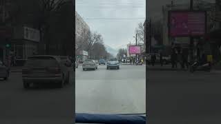 Алматы. Казахстан. Улица Тургут Озала. Январь 2022. Almaty. Kazakhstan. January