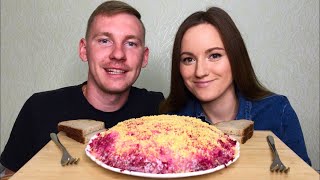 МУКБАНГ САЛАТ СЕЛЕДКА ПОД ШУБОЙ ответы на вопросы| MUKBANG SALAD HERRING UNDER A FUR COAT