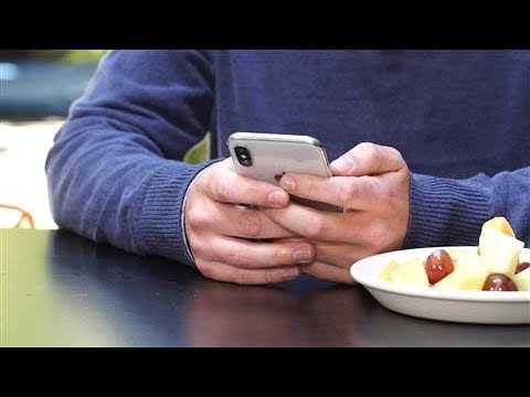 Five Ways to Shut Your Phone Up... For a While Five Ways to Shut Your Phone Up... For a While