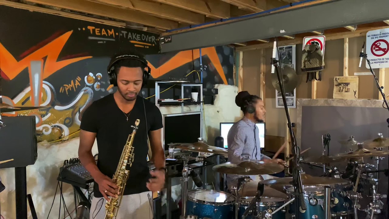 USE THIS GOSPEL B.Thompson (sax Cover) - YouTube