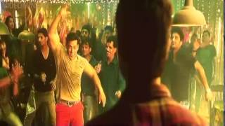 Salman kick saat samundar paar dance