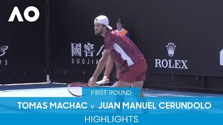Tomas Machac v Juan Manuel Cerundolo Highlights (1R) | Australian Open 2022